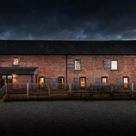 The Barn At Plas Ashpool Sleeps 8 Llandyrnog Екстер'єр фото