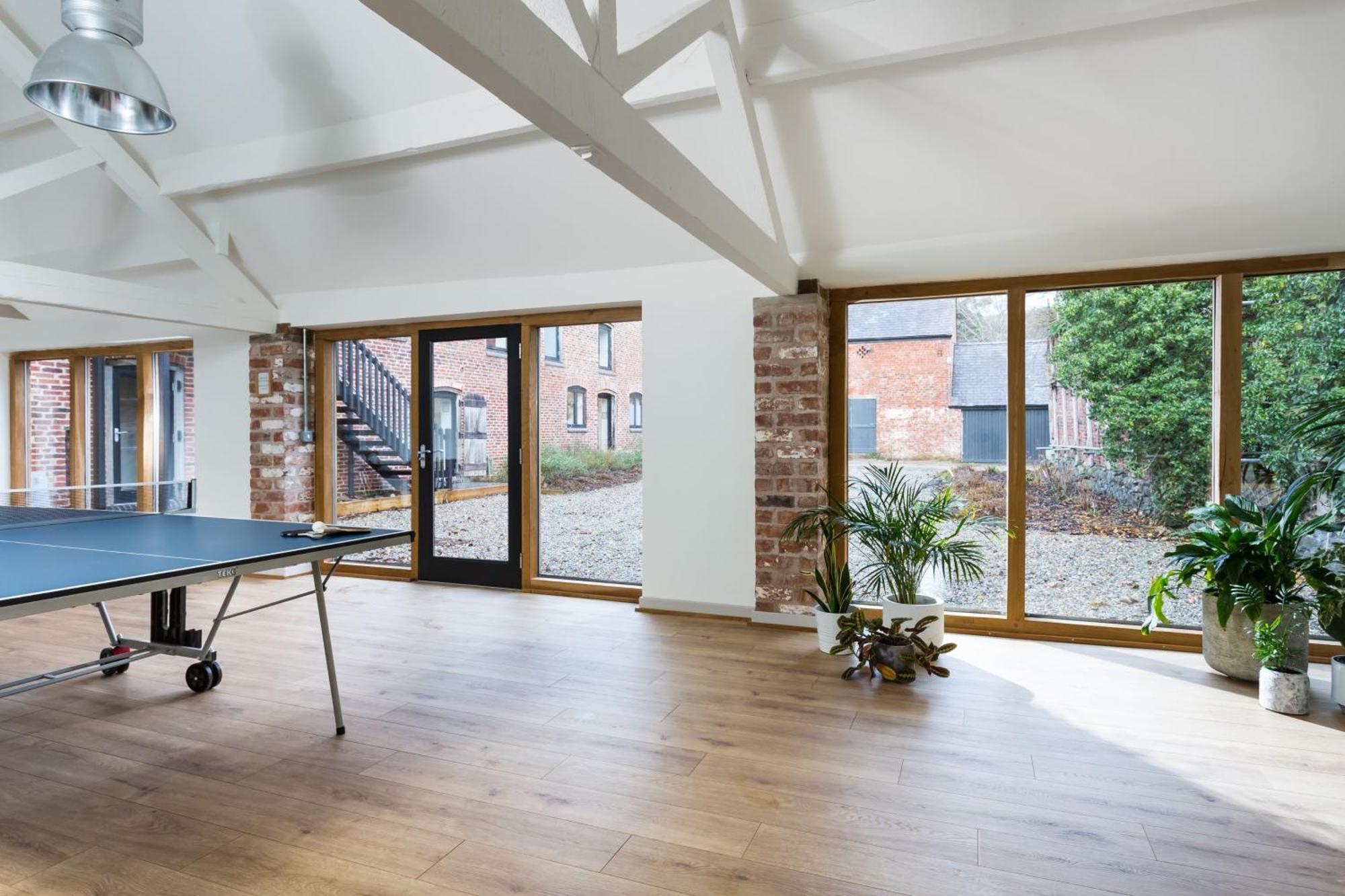 The Barn At Plas Ashpool Sleeps 8 Llandyrnog Екстер'єр фото