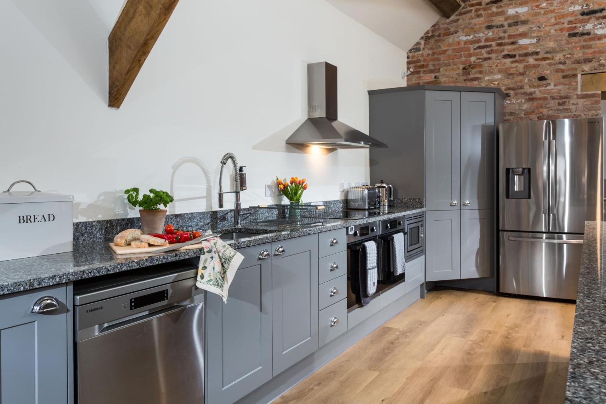 The Barn At Plas Ashpool Sleeps 8 Llandyrnog Екстер'єр фото