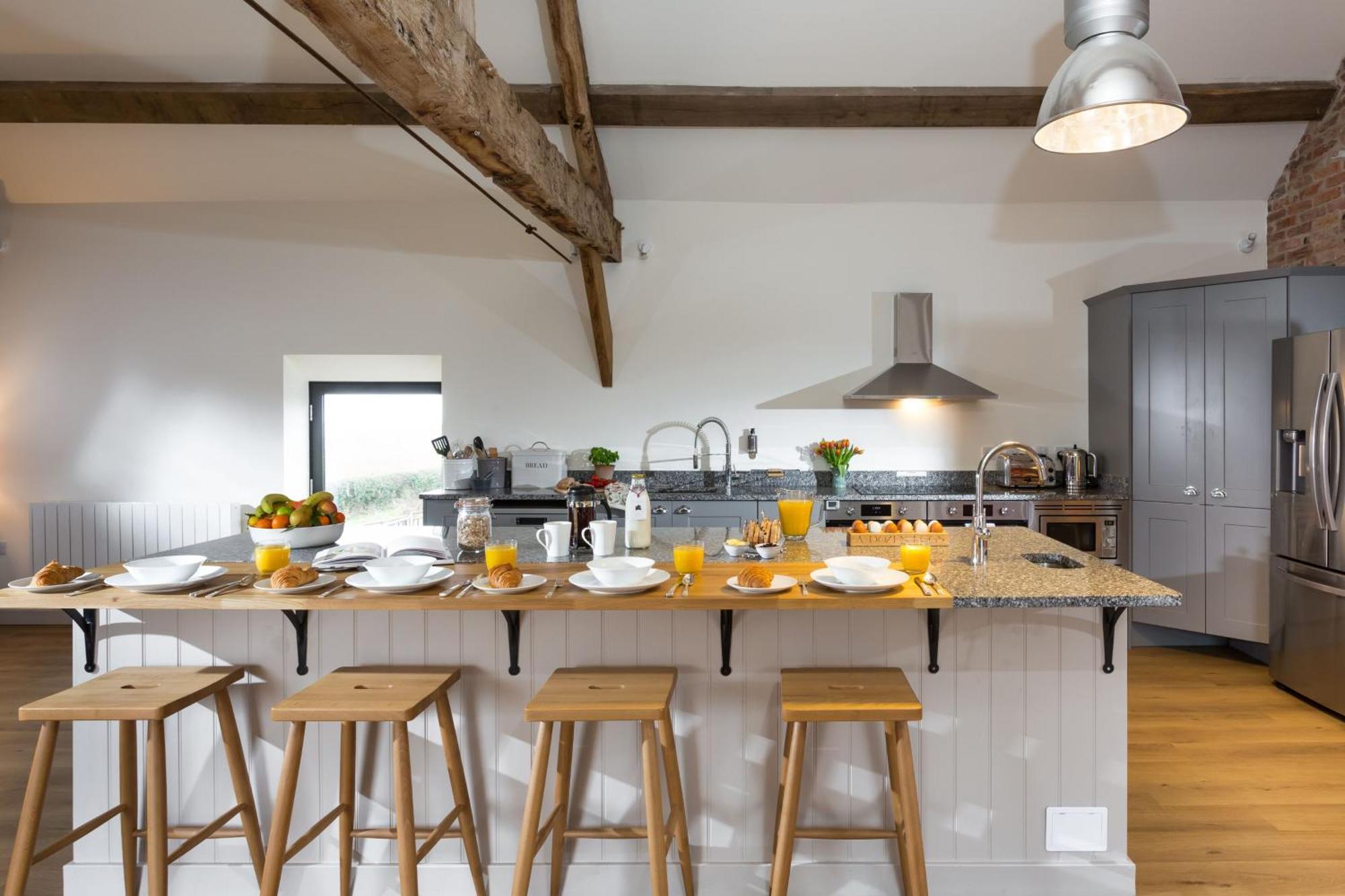 The Barn At Plas Ashpool Sleeps 8 Llandyrnog Екстер'єр фото